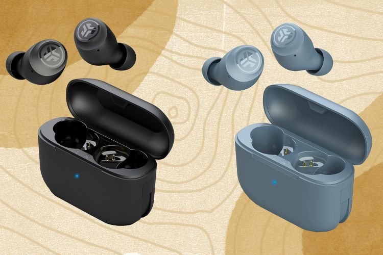 How We Picked the Best Earbuds