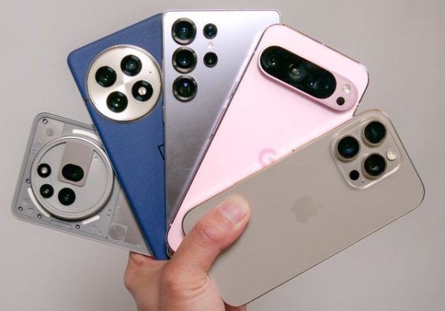 Buy Smartphones Online in UAE